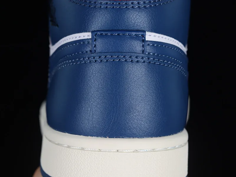 All categories Air Jordan Jordan series basketball shoes Air Jordan 1 Mid G version pure original Air Jordan 1 Mid "French Blue" AJ1 Joe 1 red and blue stitching French flag mid-top basketball shoes BQ6472-146